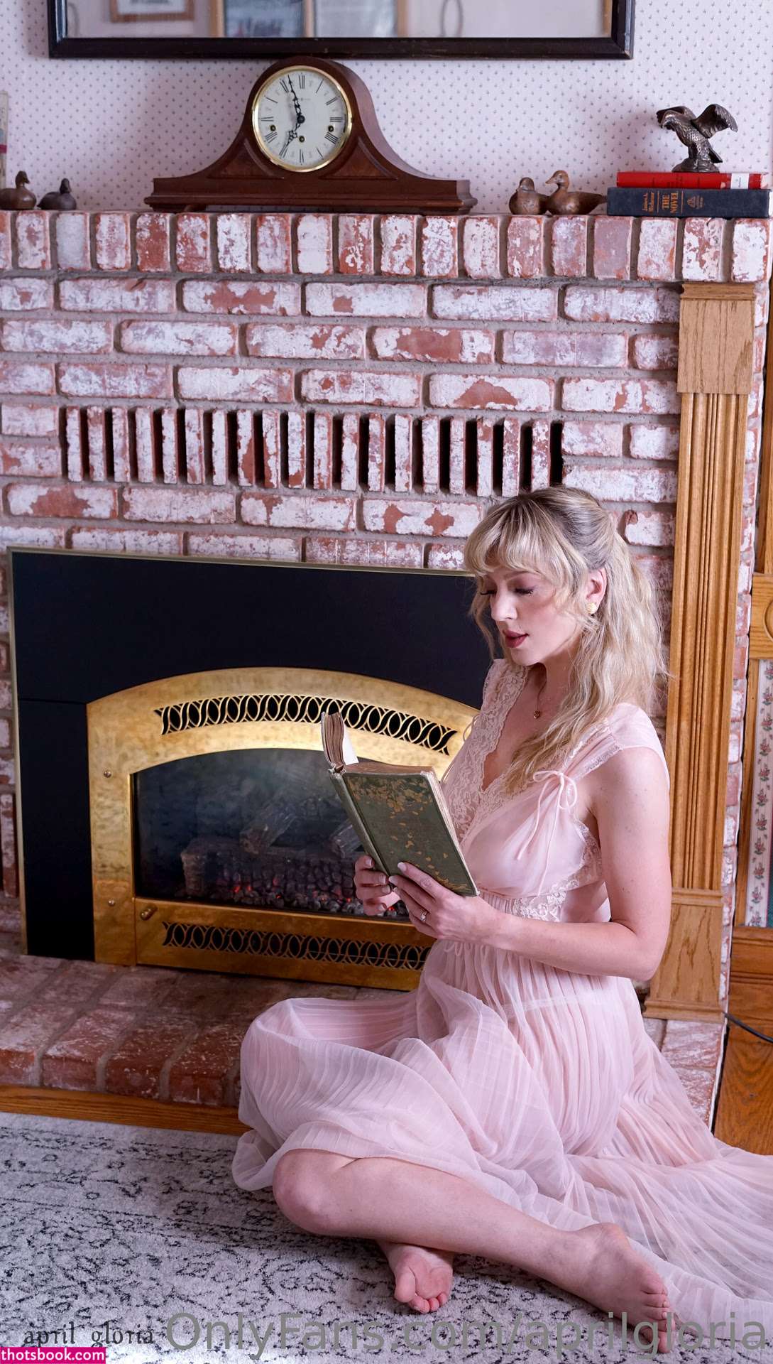 April Gloria Nude OnlyFans Photos #3 1099237