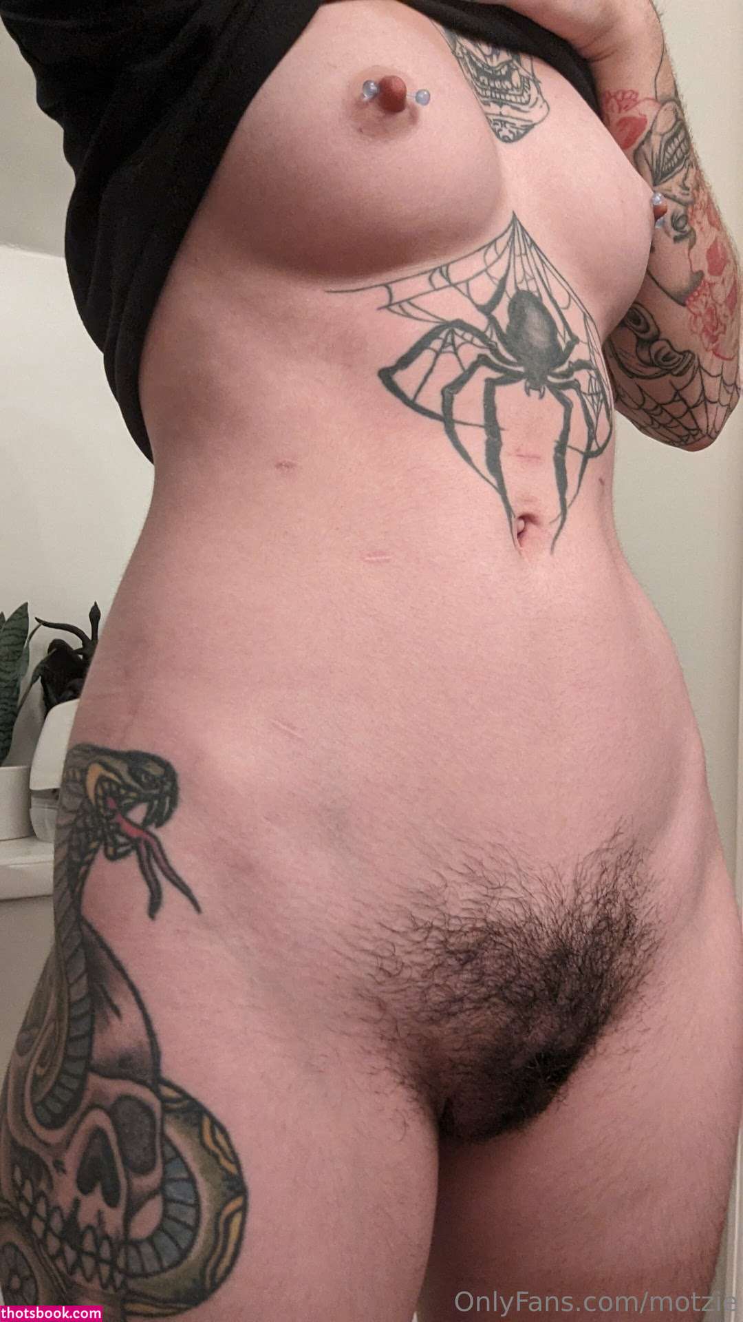 Motzie Nude OnlyFans Photos #12 1096068