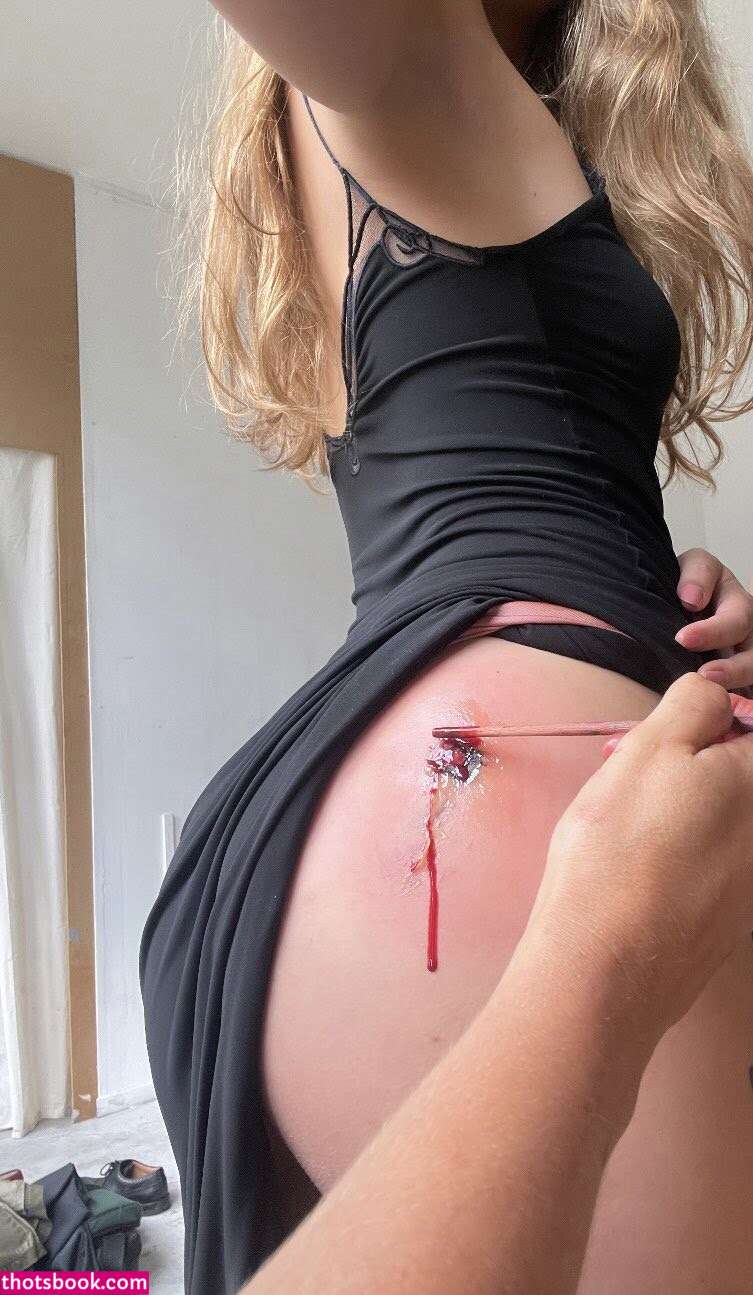 Christiane F Nude Leaks OnlyFans Photos #4 1759122