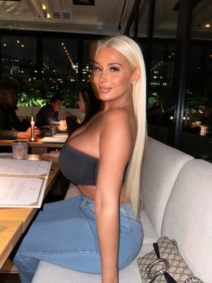 Lia Gigi Nude Leaks OnlyFans Photos #1