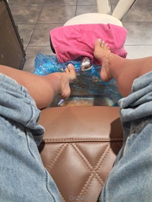 leahdavisonme Nude Leaks OnlyFans Photos #3