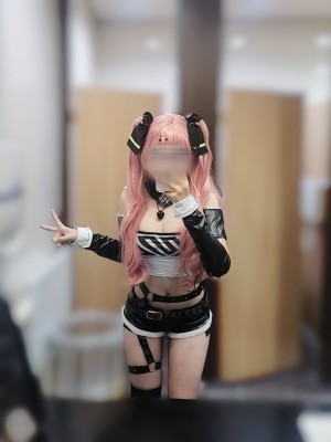 chiyo desuwa chllzZ Nude Leaks OnlyFans Photos #1