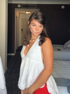 Daylongnaps annamackeyy Nude Leaks OnlyFans Photos #2