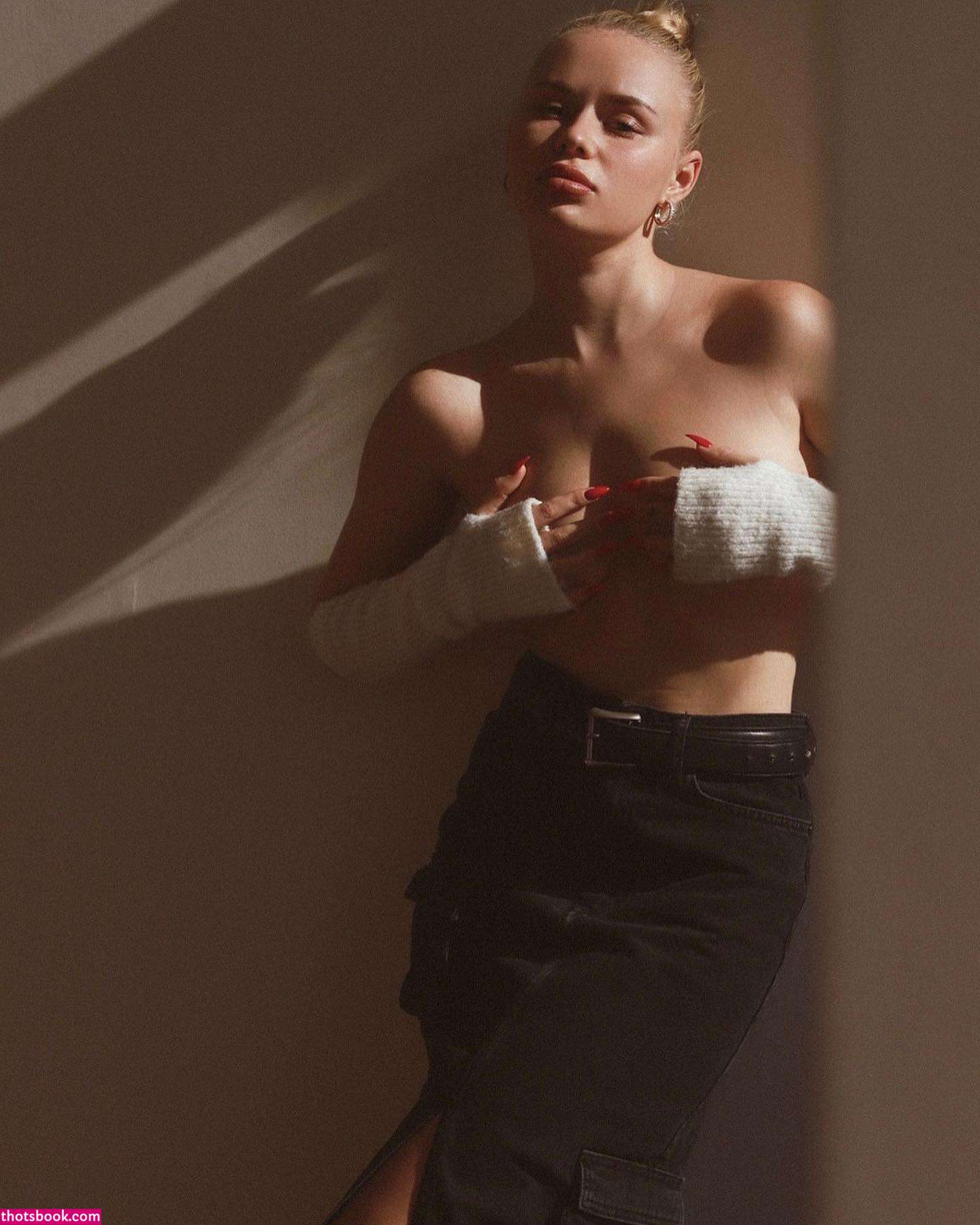 Akiv Avoyvolos Nude Leaks OnlyFans Photos #5 1747688