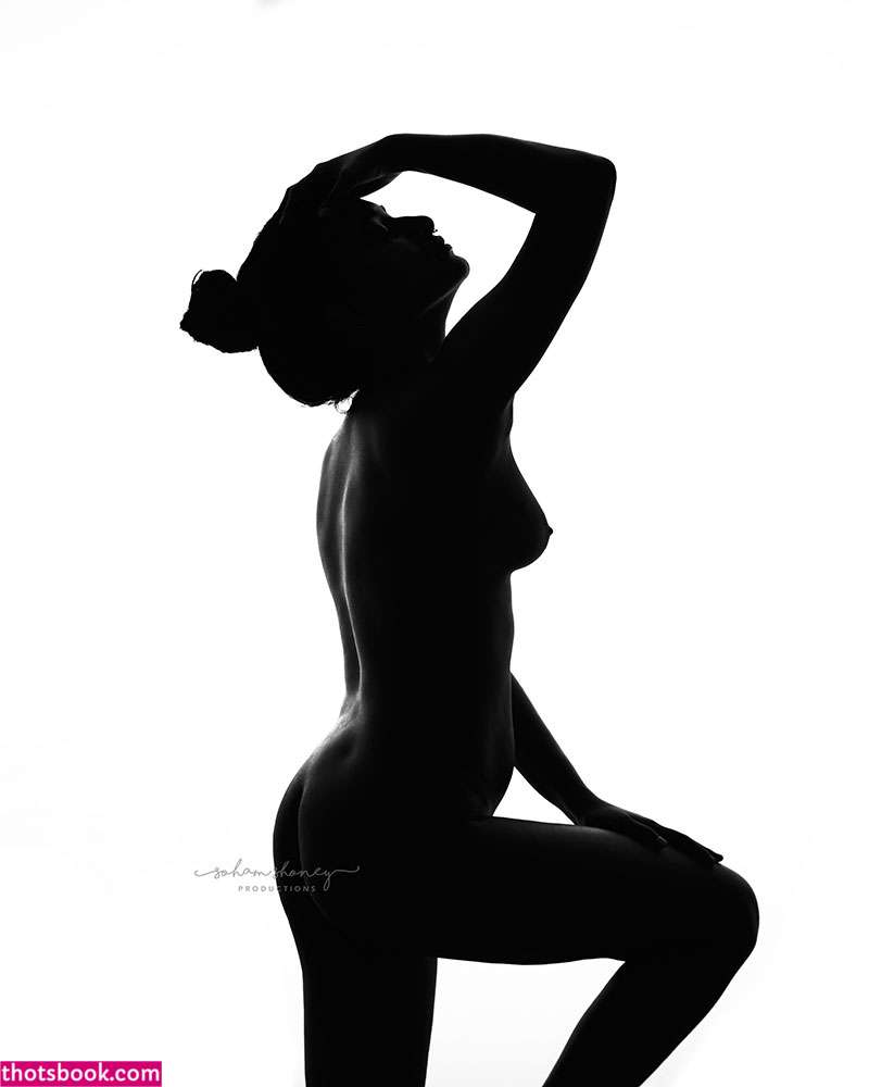 Divya muraleedharan Divz muralee Nude Leaks OnlyFans Photos #2 1748073