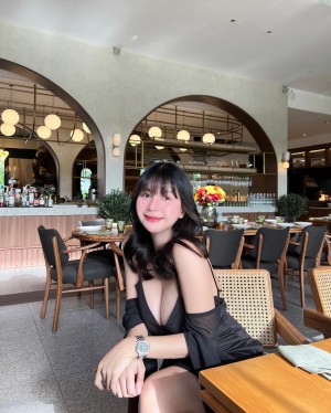 izepyn Nude Leaks OnlyFans Photos #1