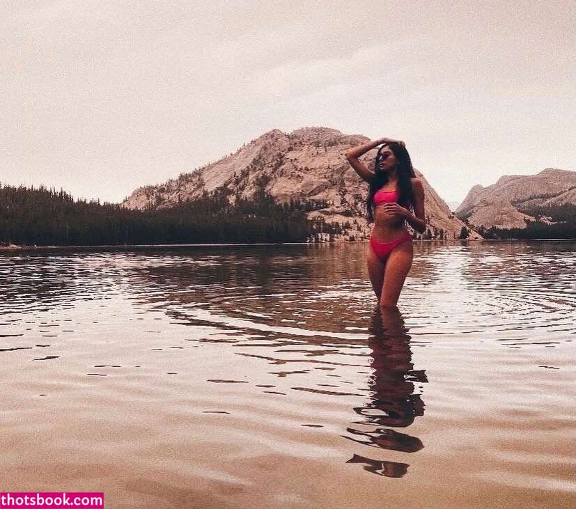  Saumya Gopal tallbrowng1raffe Nude Leaks OnlyFans Photos #4 1749074