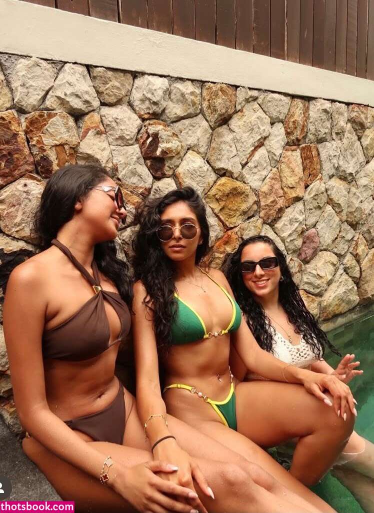  Saumya Gopal tallbrowng1raffe Nude Leaks OnlyFans Photos #4 1749075