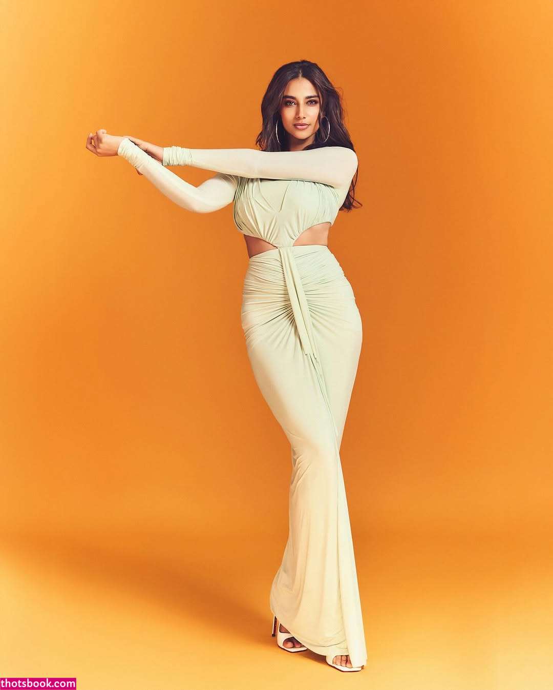 Meenakshi Chaudhary Nude Leaks OnlyFans Photos #3 1761540