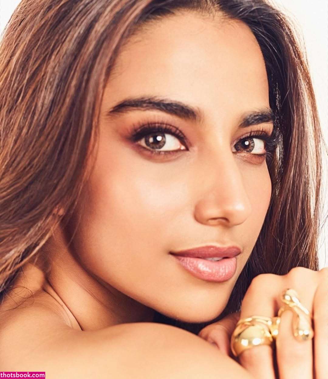 Meenakshi Chaudhary Nude Leaks OnlyFans Photos #5 1761556