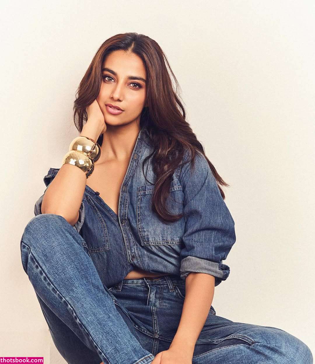 Meenakshi Chaudhary Nude Leaks OnlyFans Photos #5 1761560