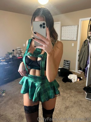 poutyky Nude Leaks OnlyFans Photos #2