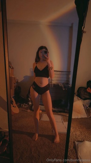 scarletsinxo Nude Leaks OnlyFans Photos #4