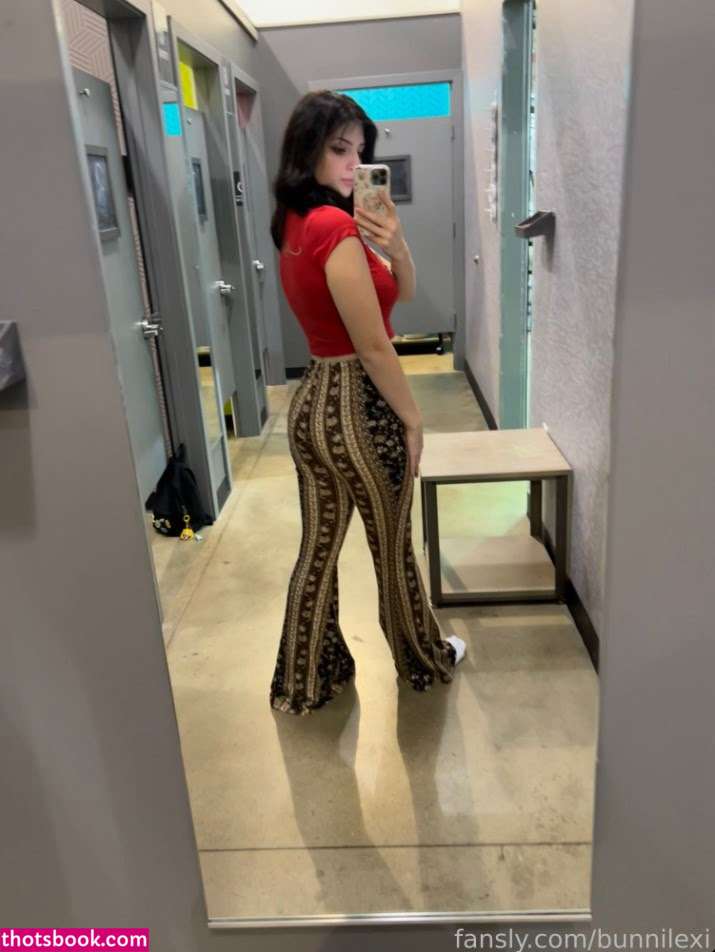 bunnilexi bunni lexi bunni lexiii theofficialbugz Nude Leaks OnlyFans Photos #3 1757131