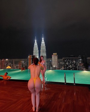 Zyn Zam Ze zynzamze Nude Leaks OnlyFans Photos #1