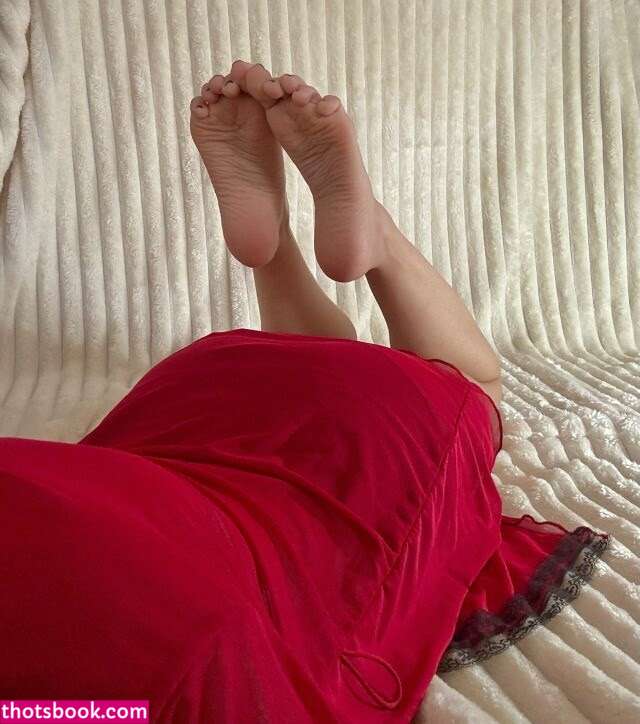 valycandy valycutefeet lolarose5 Nude Leaks OnlyFans Photos #2 1771483