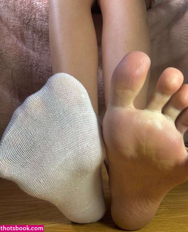 valycandy valycutefeet lolarose5 Nude Leaks OnlyFans Photos #4 1771495