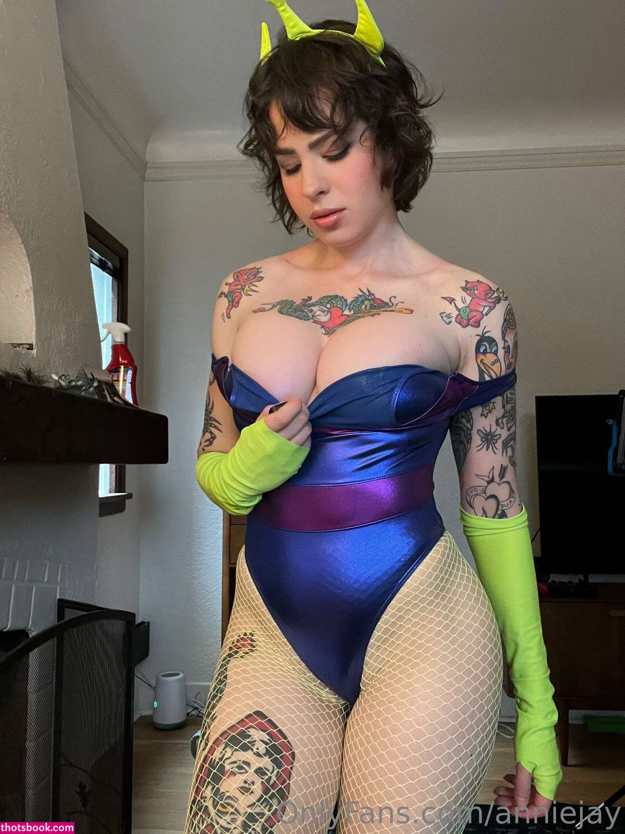 Anisa Jomha Nude Leaks OnlyFans Photos #1 1741930