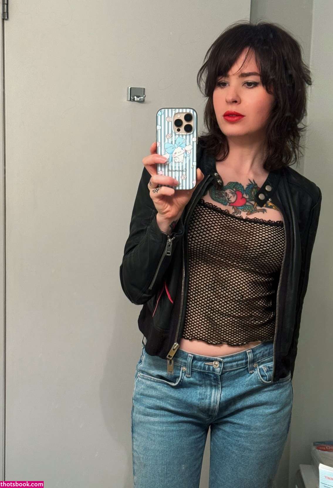 Anisa Jomha Nude Leaks OnlyFans Photos #4 1741964