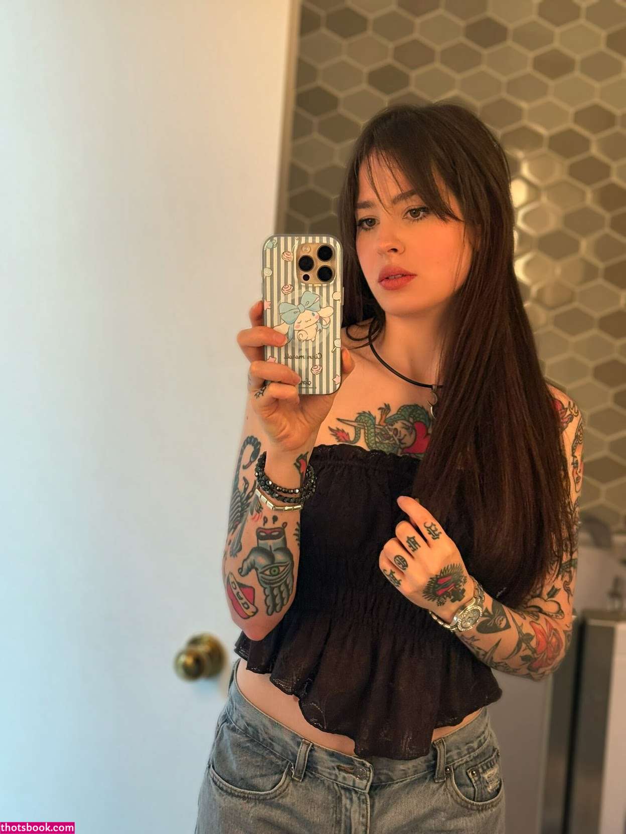 Anisa Jomha Nude Leaks OnlyFans Photos #4 1741968