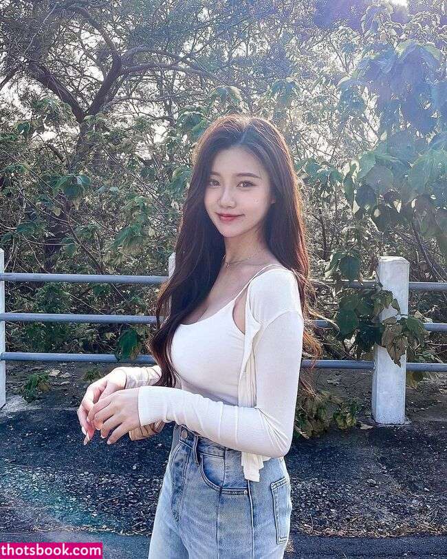 Chloe Lin lhua914 llinnn914 Nude Leaks OnlyFans Photos #3 1755510