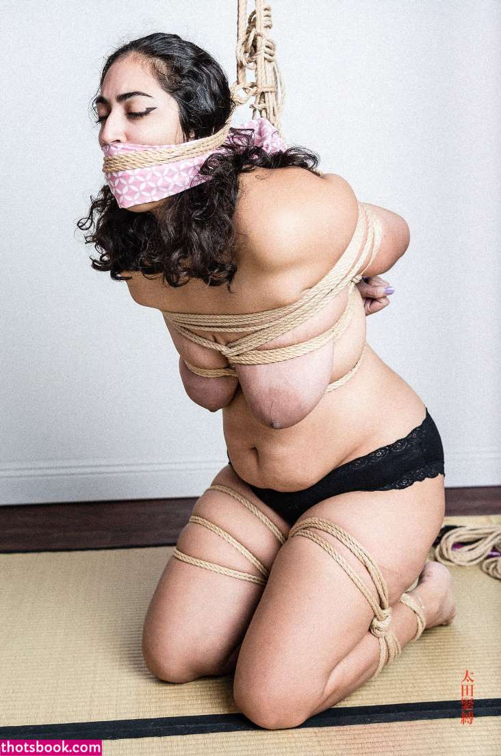 Mari Cherry Cherryknotty Mariela Nude Leaks OnlyFans Photos #4 1756145