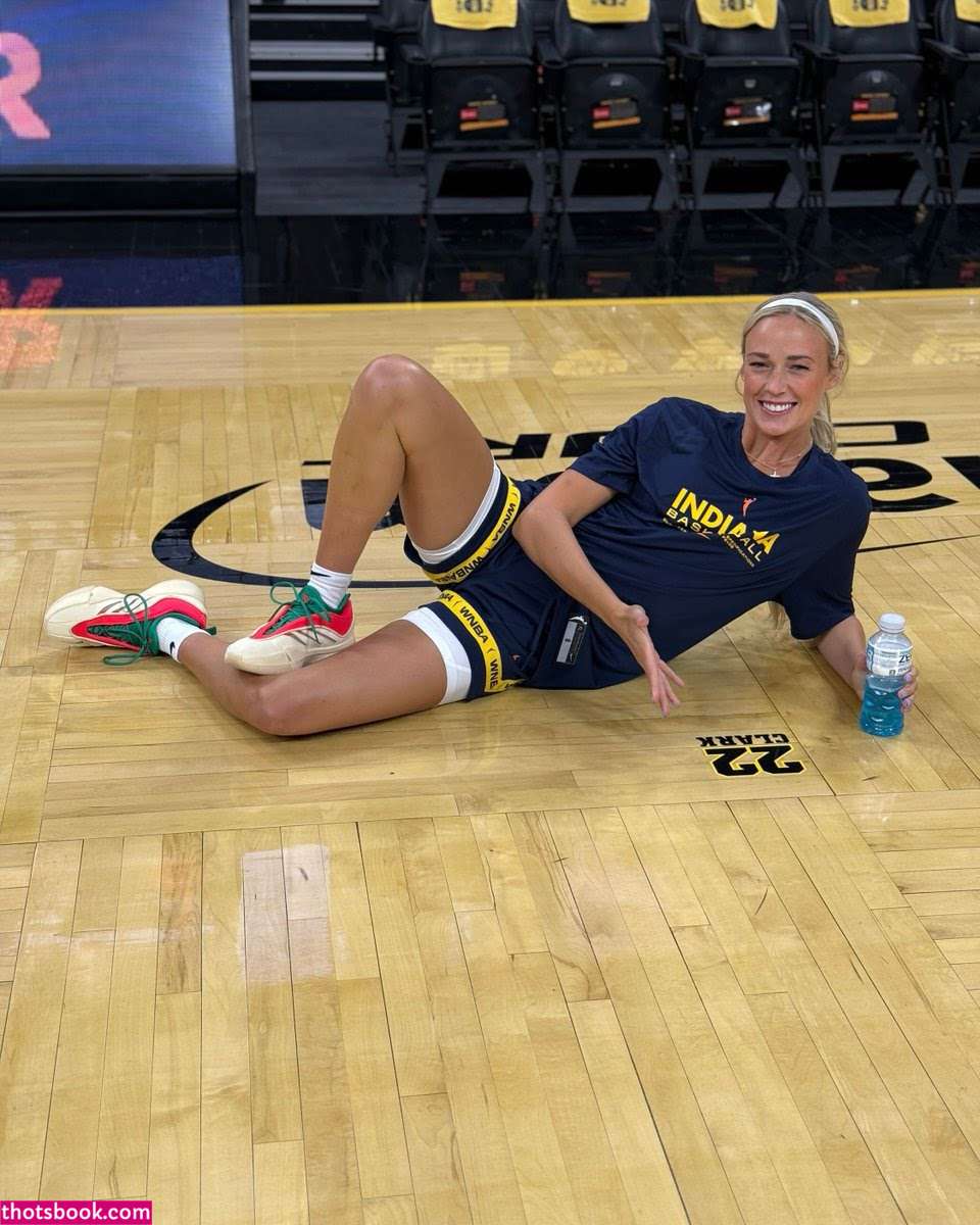 Sophie Cunningham Nude Leaks OnlyFans Photos #1 1769687