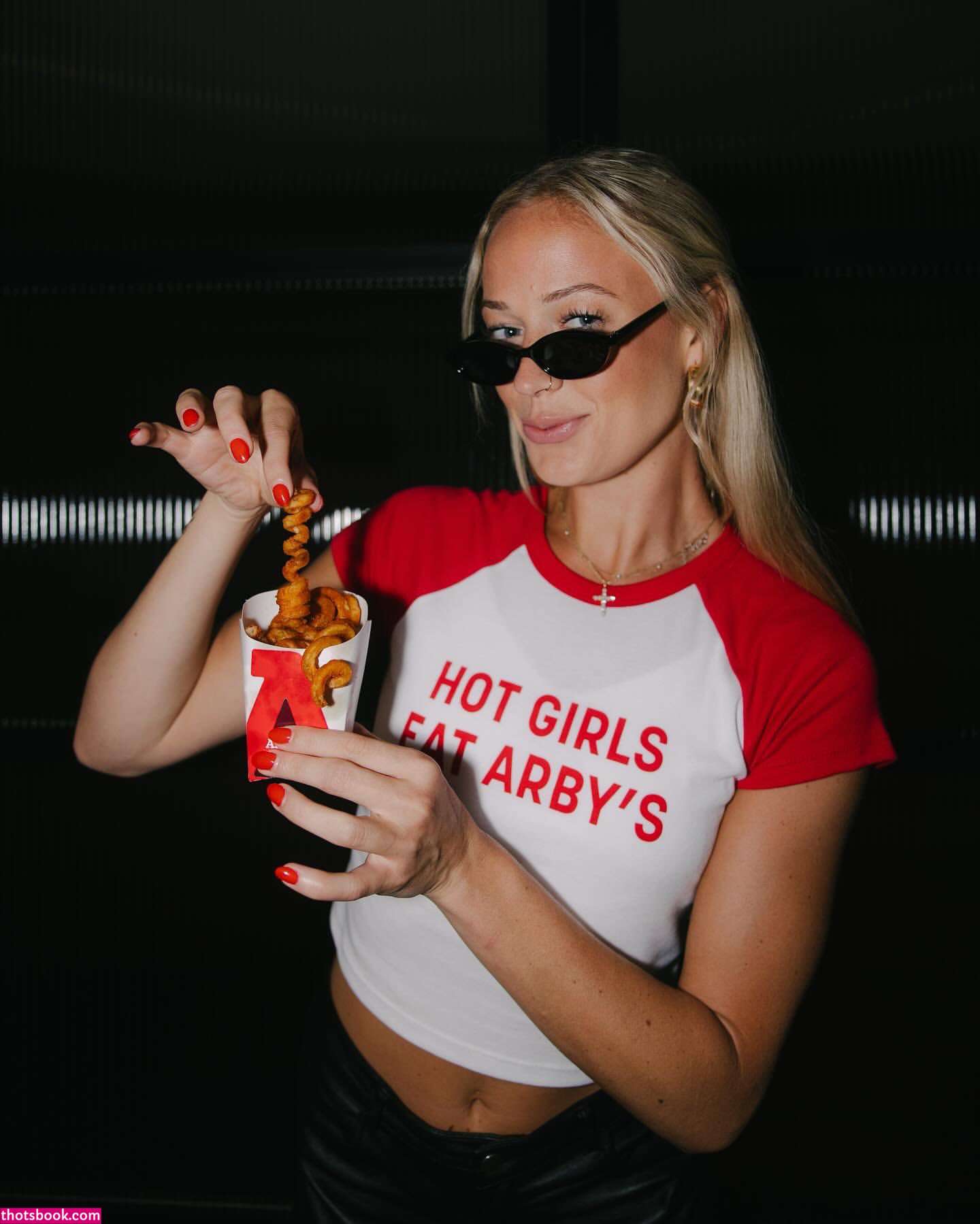 Sophie Cunningham Nude Leaks OnlyFans Photos #5 1769723