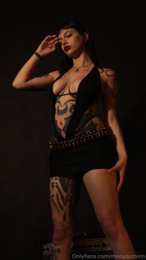 missyazminn Nude Leaks OnlyFans Photos #2